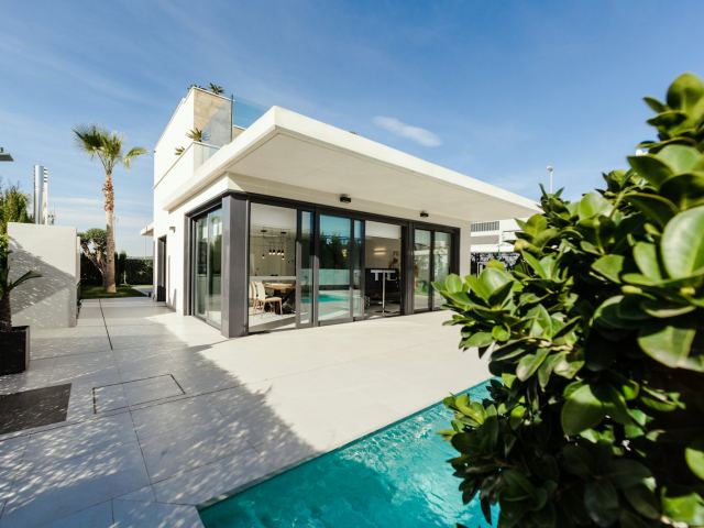 Casa com piscina e área gourmet