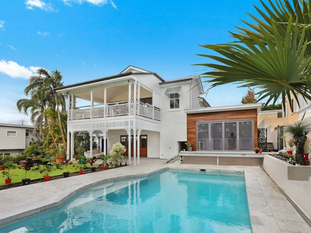 Casa com piscina e área gourmet - foto 2