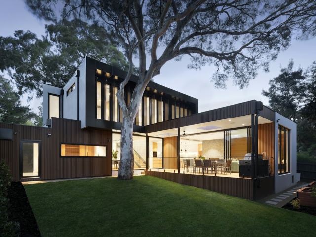 Casa moderna com 3 suítes na Lagoa